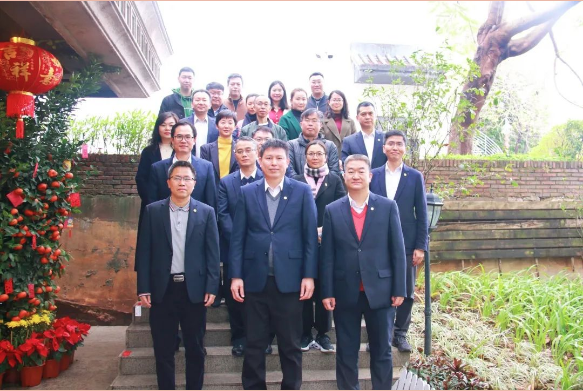 新春開工首日廣州輕工集團領(lǐng)導(dǎo)走訪慰問新仕誠公司，送祝福鼓干勁