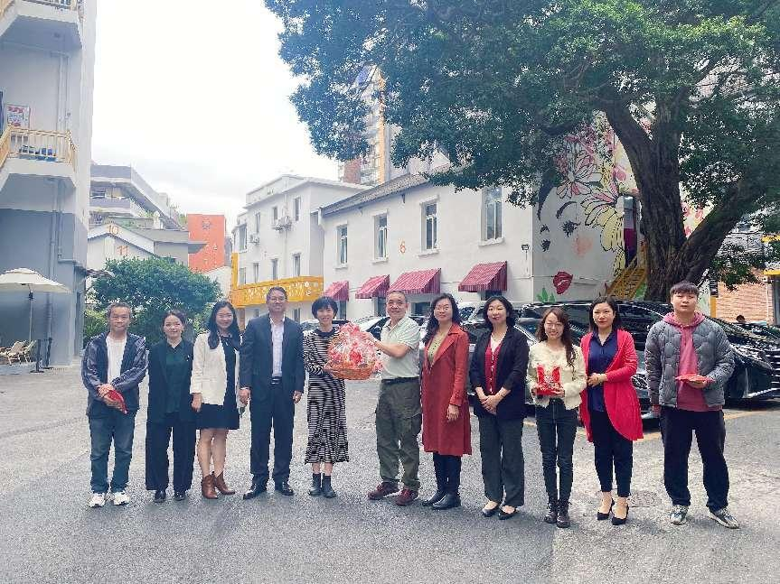 新春新生新勢騰飛，龍年龍驤龍興仕誠 ——新仕誠公司領(lǐng)導班子開工首日深入各園區(qū)一線慰問